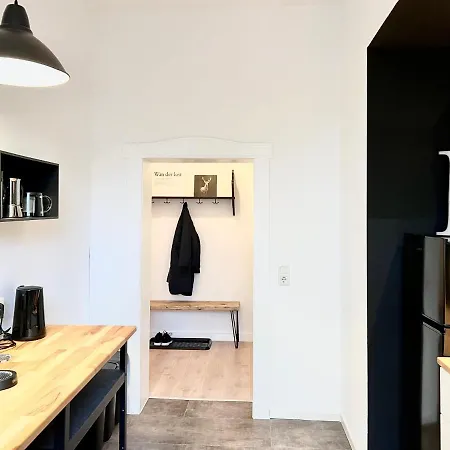 Makers And 01 Pauline 110qm Parkplatz 1-4 Personen Appartement Detmold