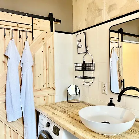 Lejlighed Makers And 01 Pauline 110qm Parkplatz 1-4 Personen *