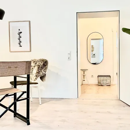 Makers And 01 Pauline 110qm Parkplatz 1-4 Personen Apartamento Detmold