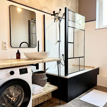 Apartamento Makers And 01 Pauline 110qm Parkplatz 1-4 Personen