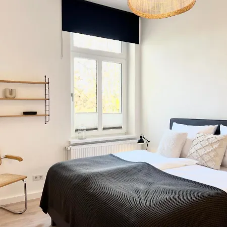 Apartment Makers And 01 Pauline 110qm Parkplatz 1-4 Personen