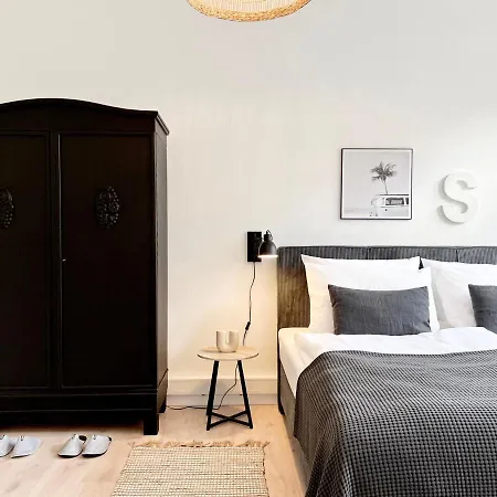 Makers And 01 Pauline 110qm Parkplatz 1-4 Personen