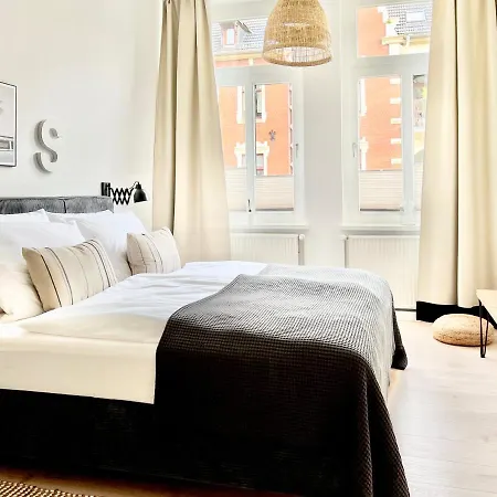 Makers And 01 Pauline 110qm Parkplatz 1-4 Personen Apartment Detmold