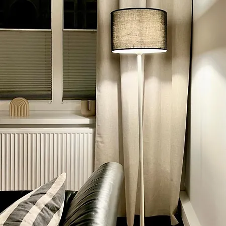 Makers And 01 Pauline 110qm Parkplatz 1-4 Personen Apartamento