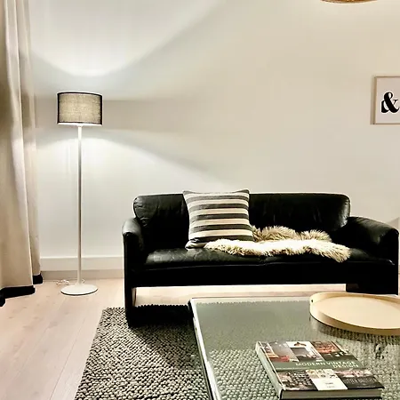 Makers And 01 Pauline 110qm Parkplatz 1-4 Personen