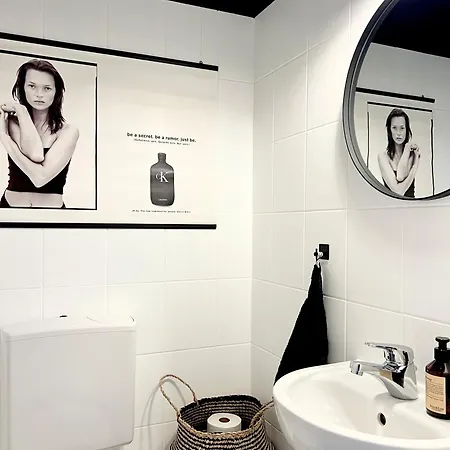 Makers And 01 Pauline 110qm Parkplatz 1-4 Personen Apartamento