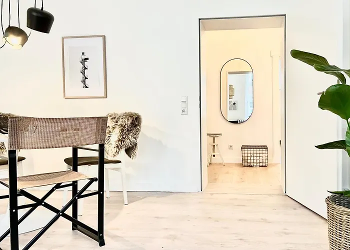 Makers And 01 Pauline 110qm Parkplatz 1-4 Personen Apartamento Detmold