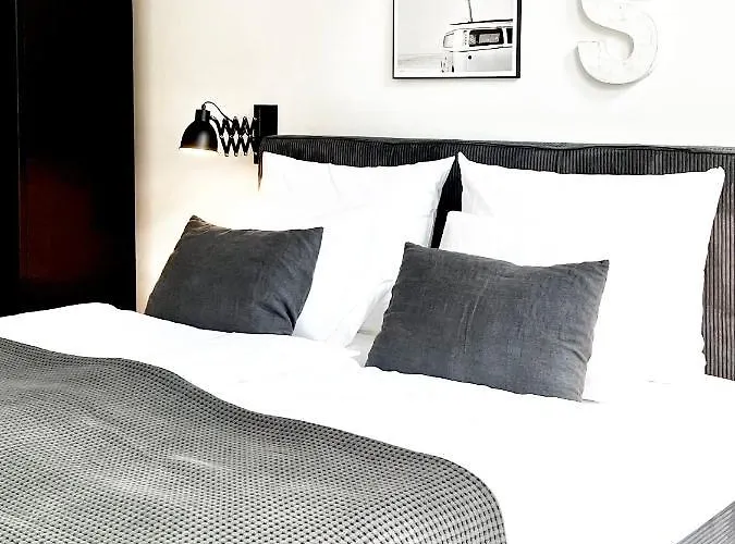 Makers And 01 Pauline 110qm Parkplatz 1-4 Personen