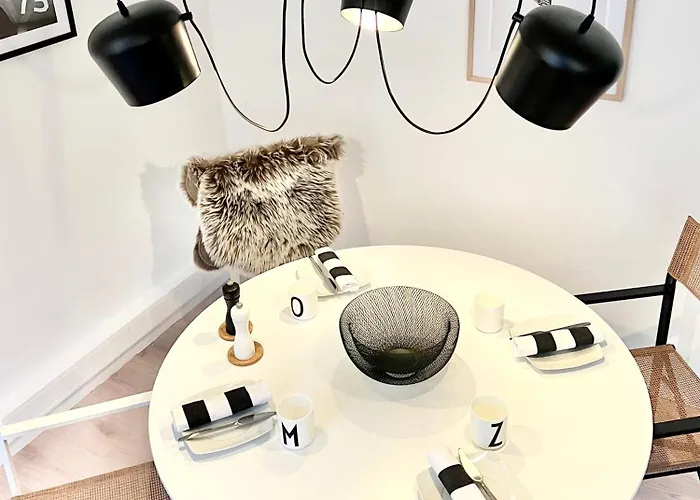 Makers And 01 Pauline 110qm Parkplatz 1-4 Personen Apartamento *