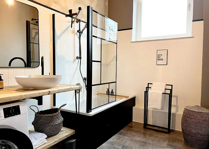 Apartamento Makers And 01 Pauline 110qm Parkplatz 1-4 Personen Detmold