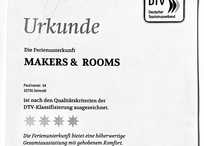Makers And 01 Pauline 110qm Parkplatz 1-4 Personen Apartamento Detmold